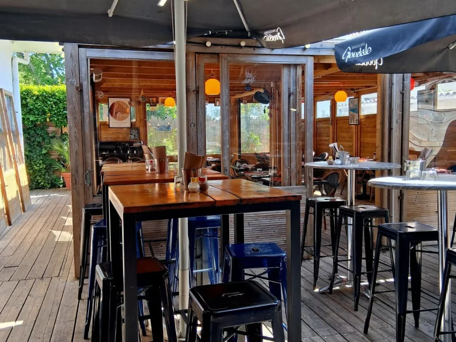 Photo 8